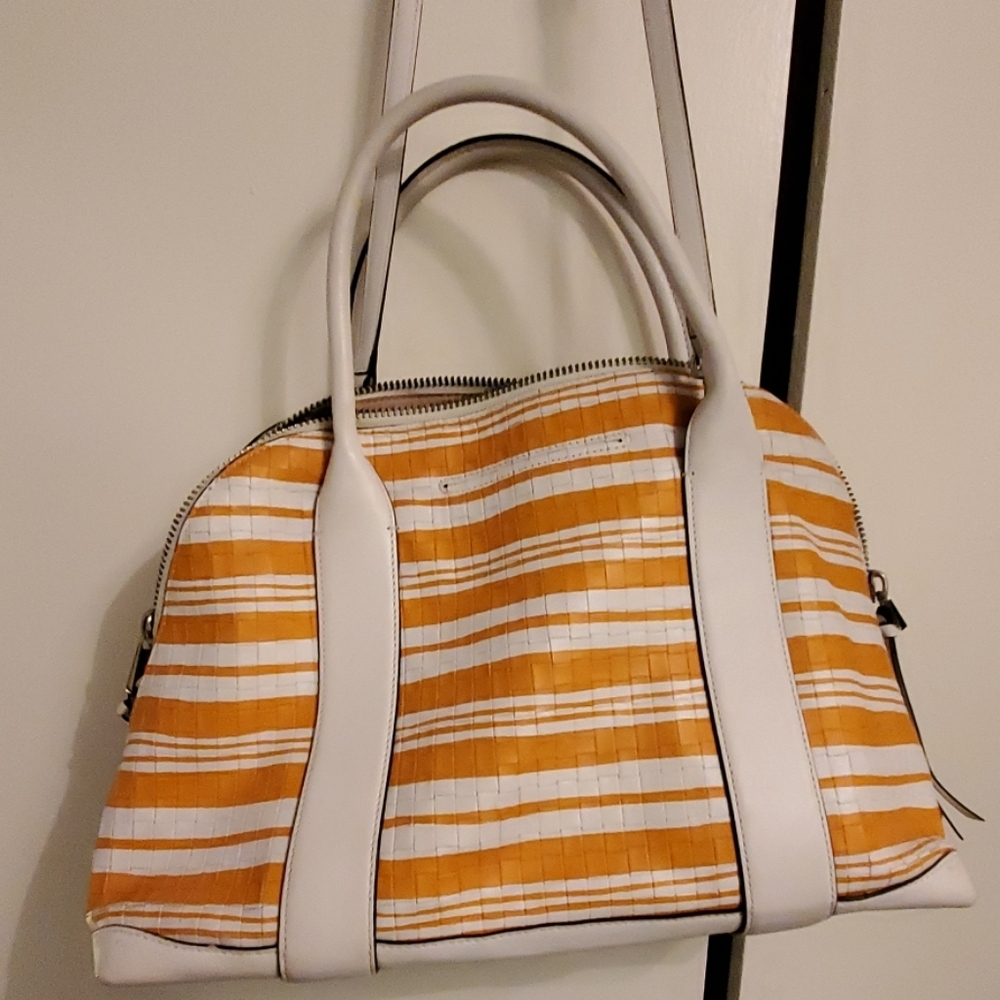 Coach purse - Picture 4 of 5